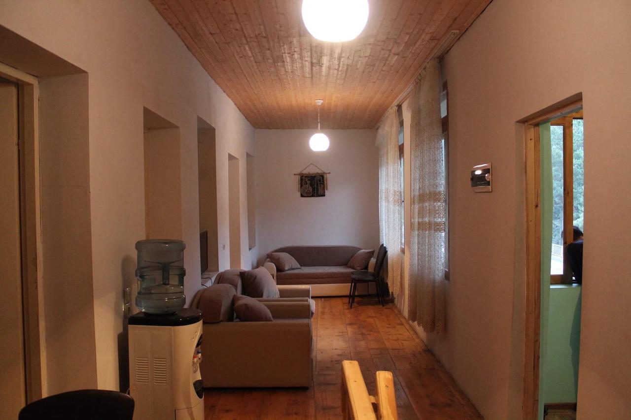 Guest House Lela Mestia Exterior foto