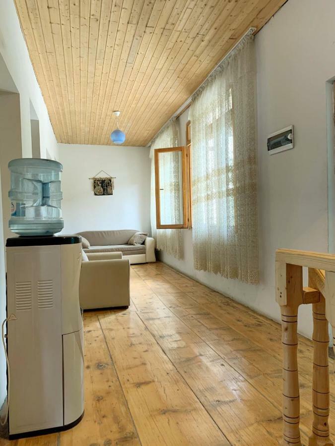 Guest House Lela Mestia Exterior foto